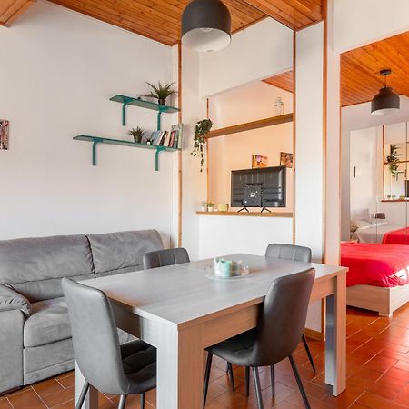 Social Costa-Holiday & Business Apartment Bologna Exteriör bild